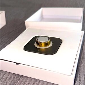 LIKE NEW!! OURA Ring Sz 6